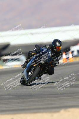 media/Jan-14-2024-SoCal Trackdays (Sun) [[2e55ec21a6]]/Turn 16 Set 2 (1125am)/